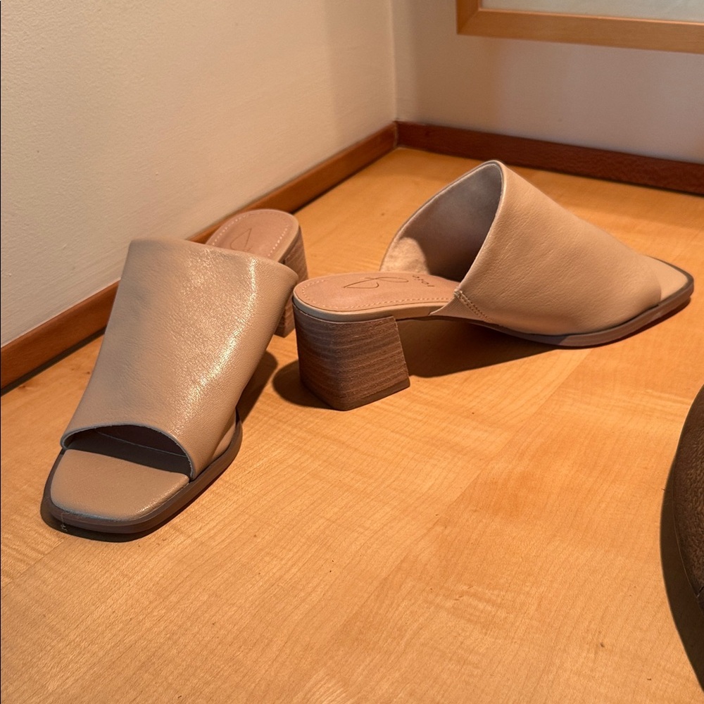 Joie Tan Women's Mules NWT